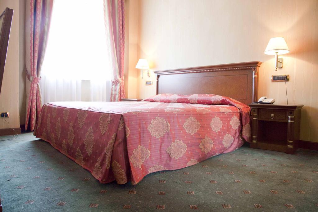 Hotel Jolly Castrovillari Pokój zdjęcie