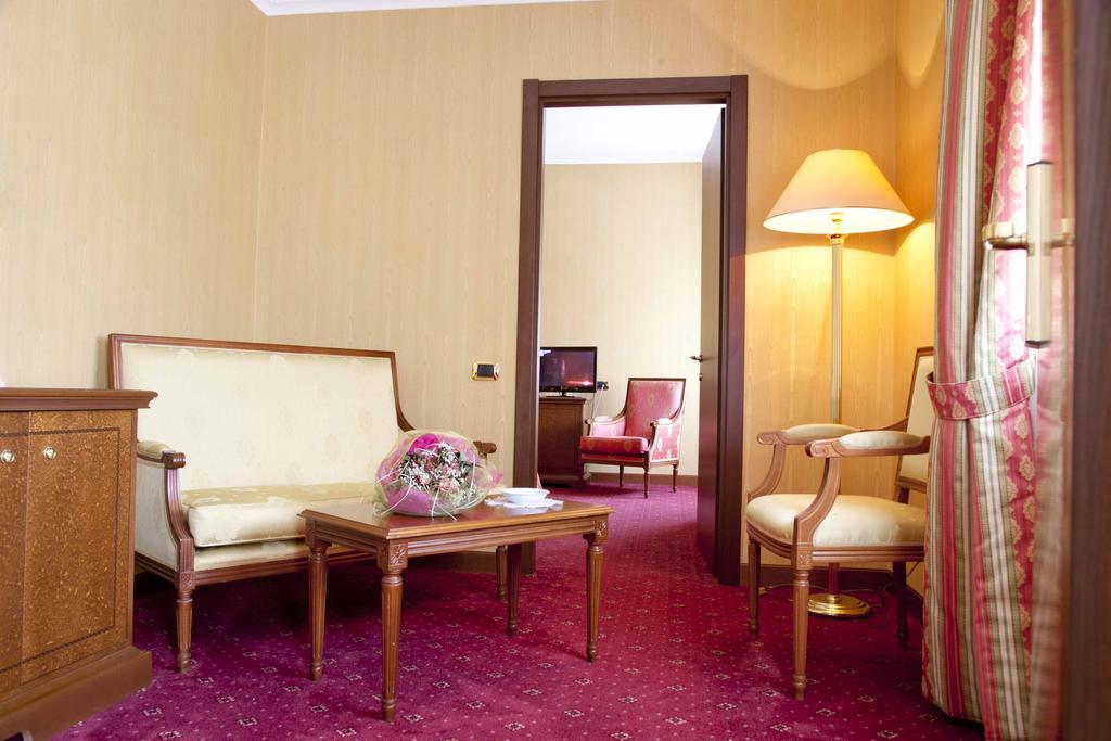 Hotel Jolly Castrovillari Pokój zdjęcie